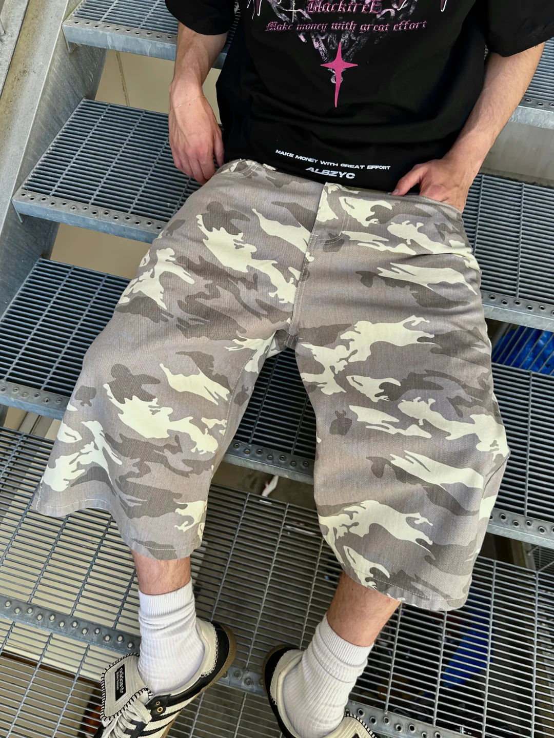 GUILTY CAMO SHORTS