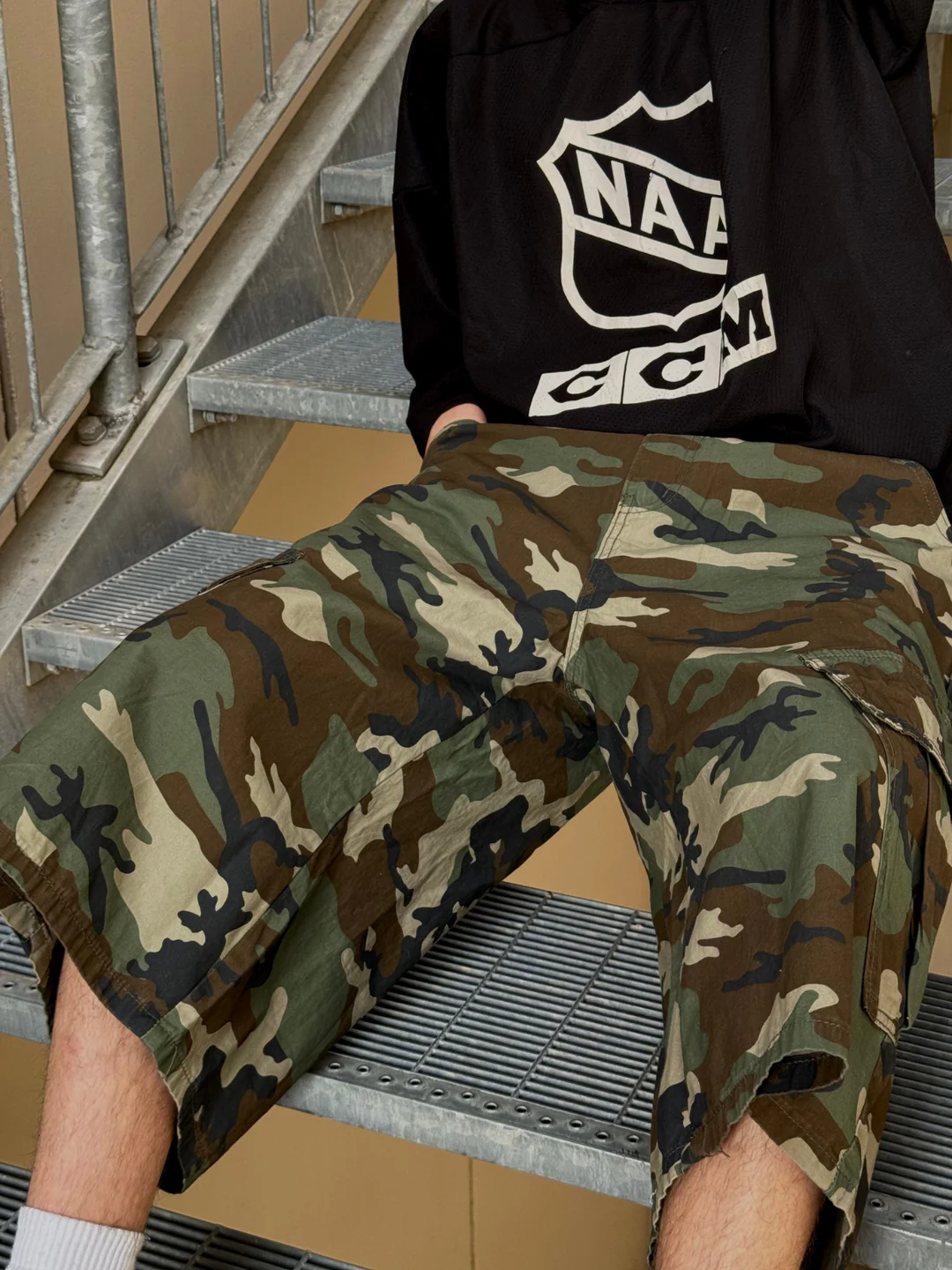 CARBON CAMO SHORTS