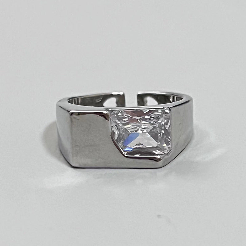 CRYSTAL RINGS
