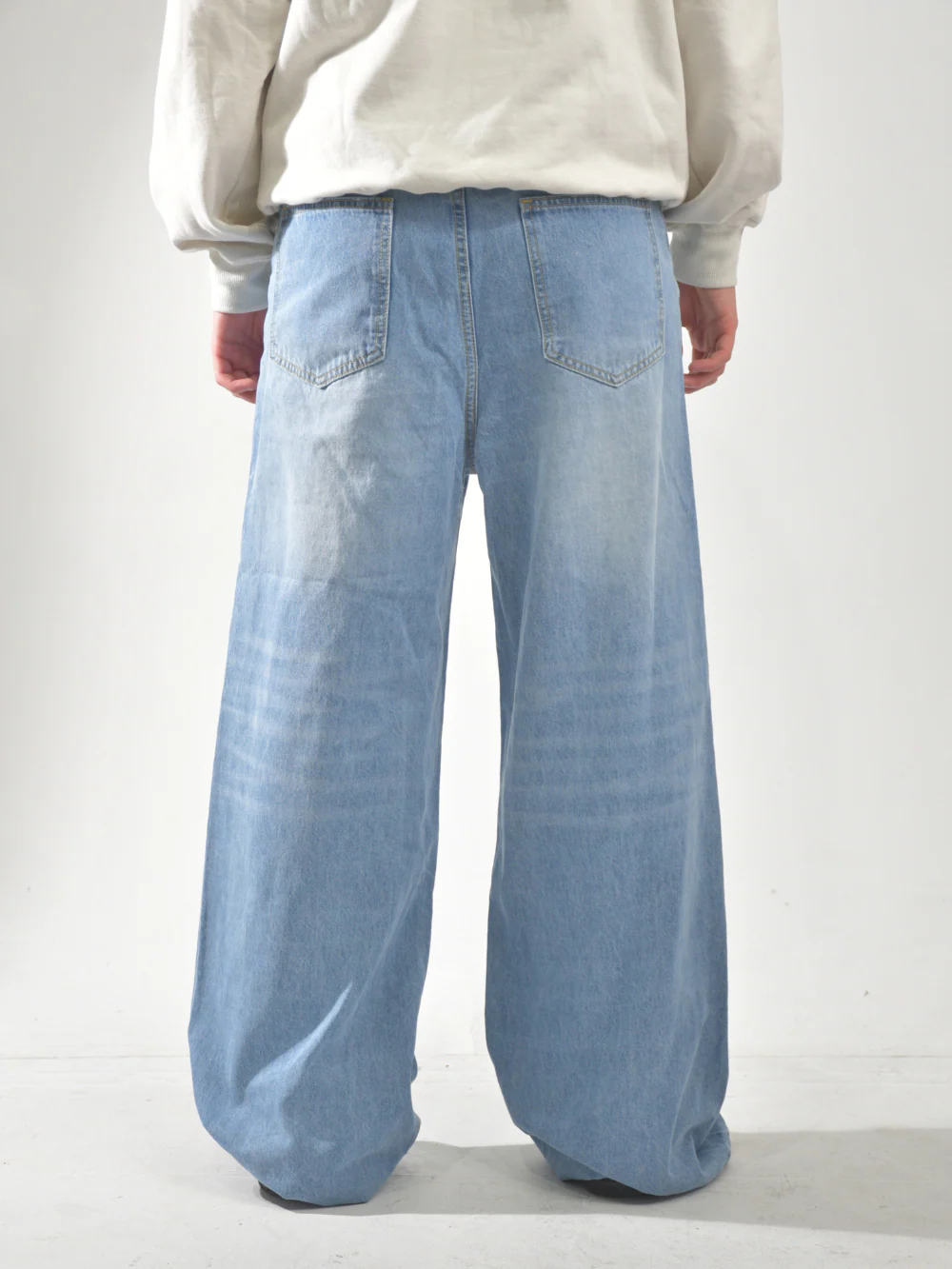 FOUNDATION JEANS