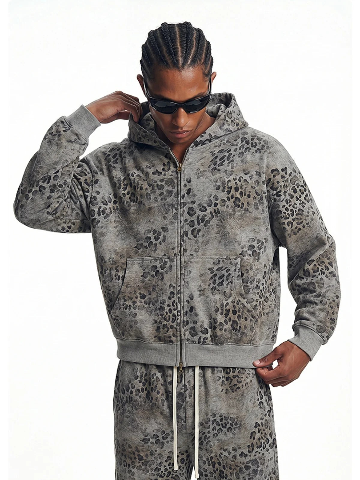 LEOPARD ZIP HOODIE