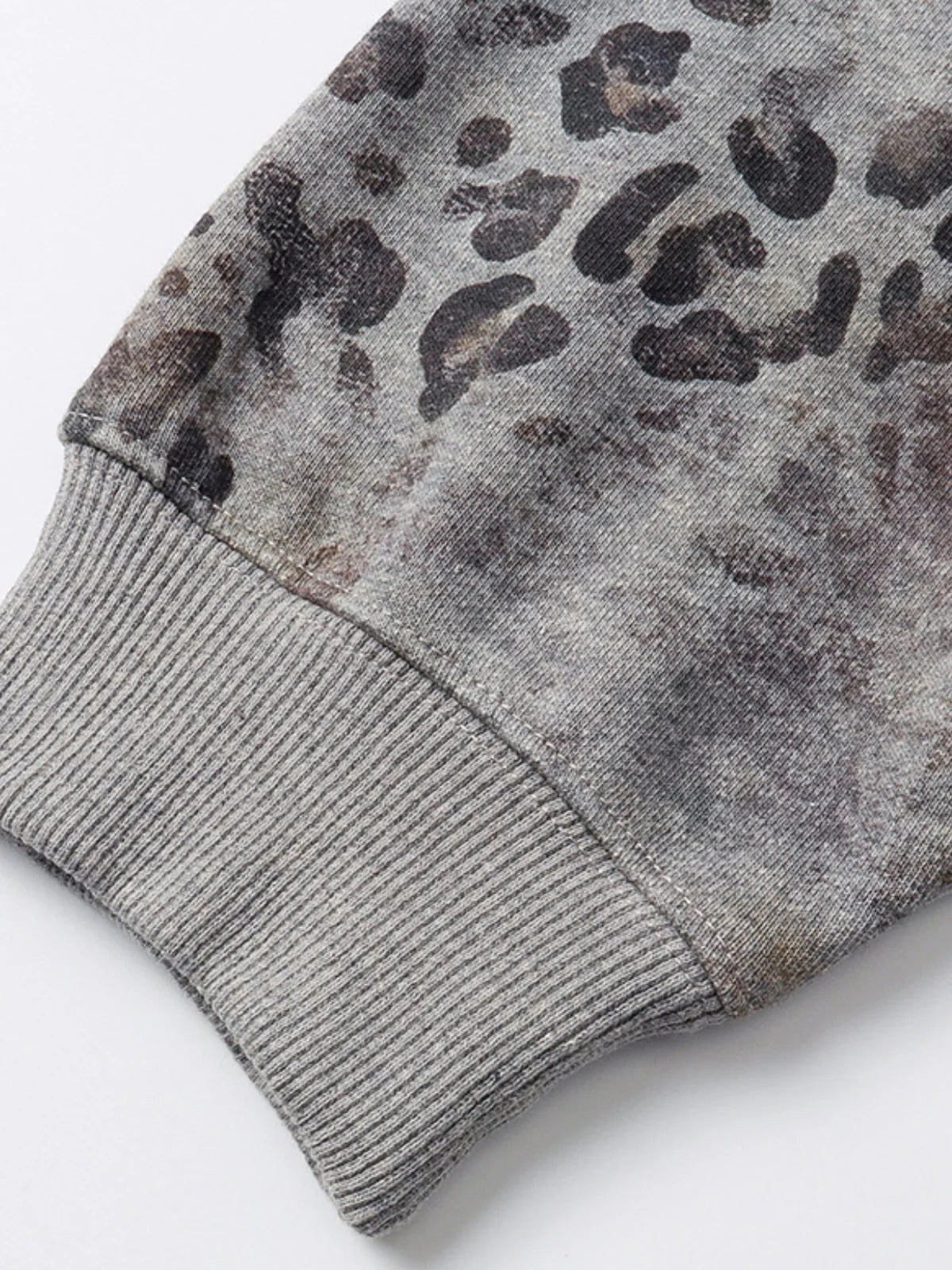 LEOPARD ZIP HOODIE
